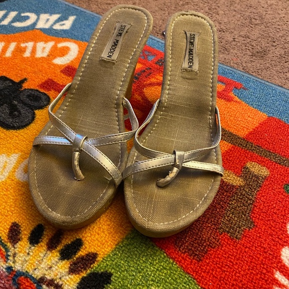 Heels - Picture 3 of 6